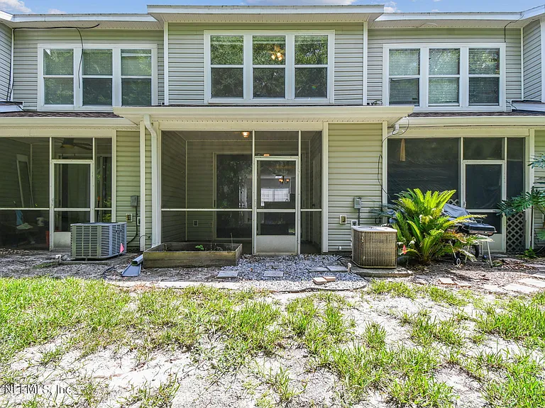 3491 Lone Tree Ln — Photo 32