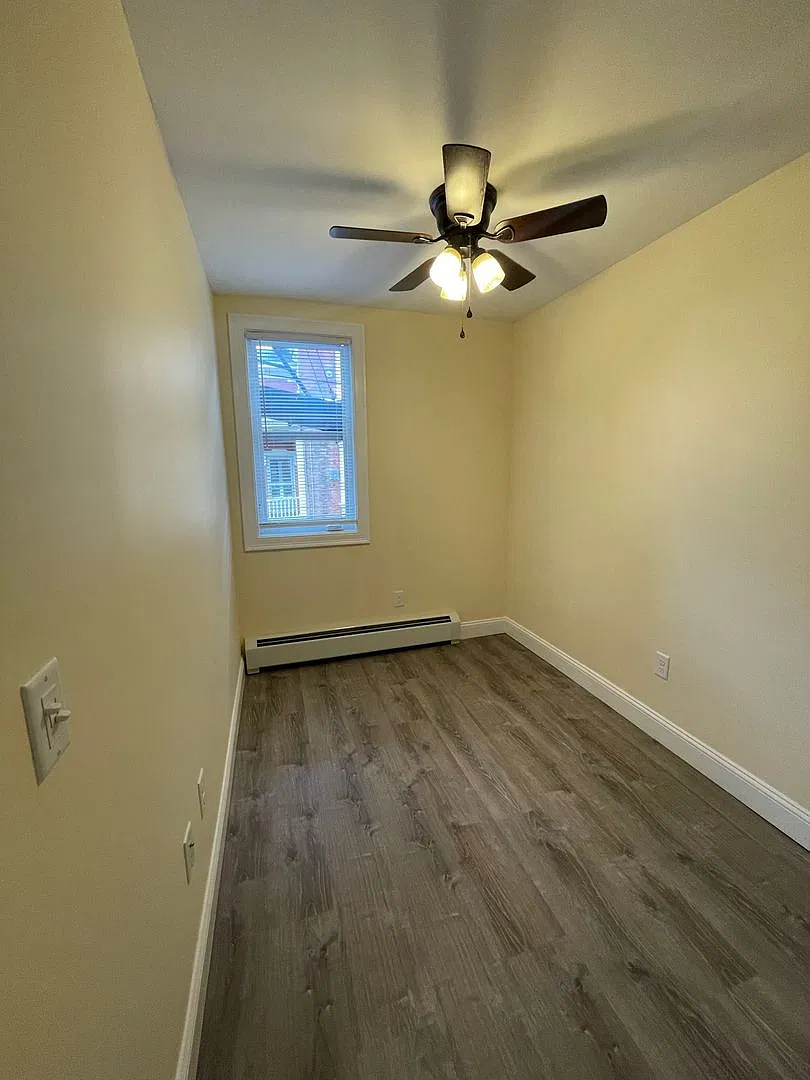 207 South Union St — Photo 4