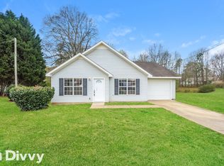 142 Manor Ct, Jackson, GA 30233