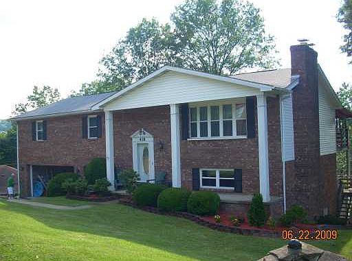 1st image of 418 Sheridan Cir