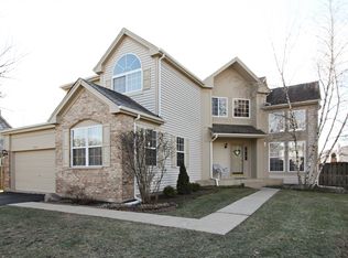 7793 Cascade Way, Gurnee, IL 60031