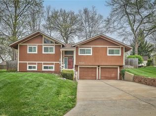 7109 Harvard Ave, Raytown, MO 64133