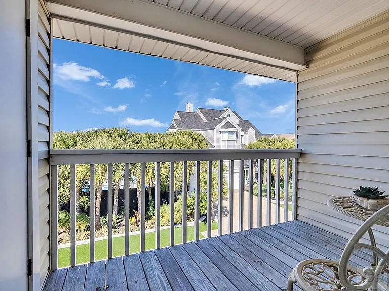 16627 Bayfront Dr — Photo 27