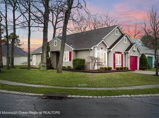 4 Kildare Ln, Jackson, NJ