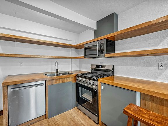 Newly remodeled kitchen (gas stove will be installed)