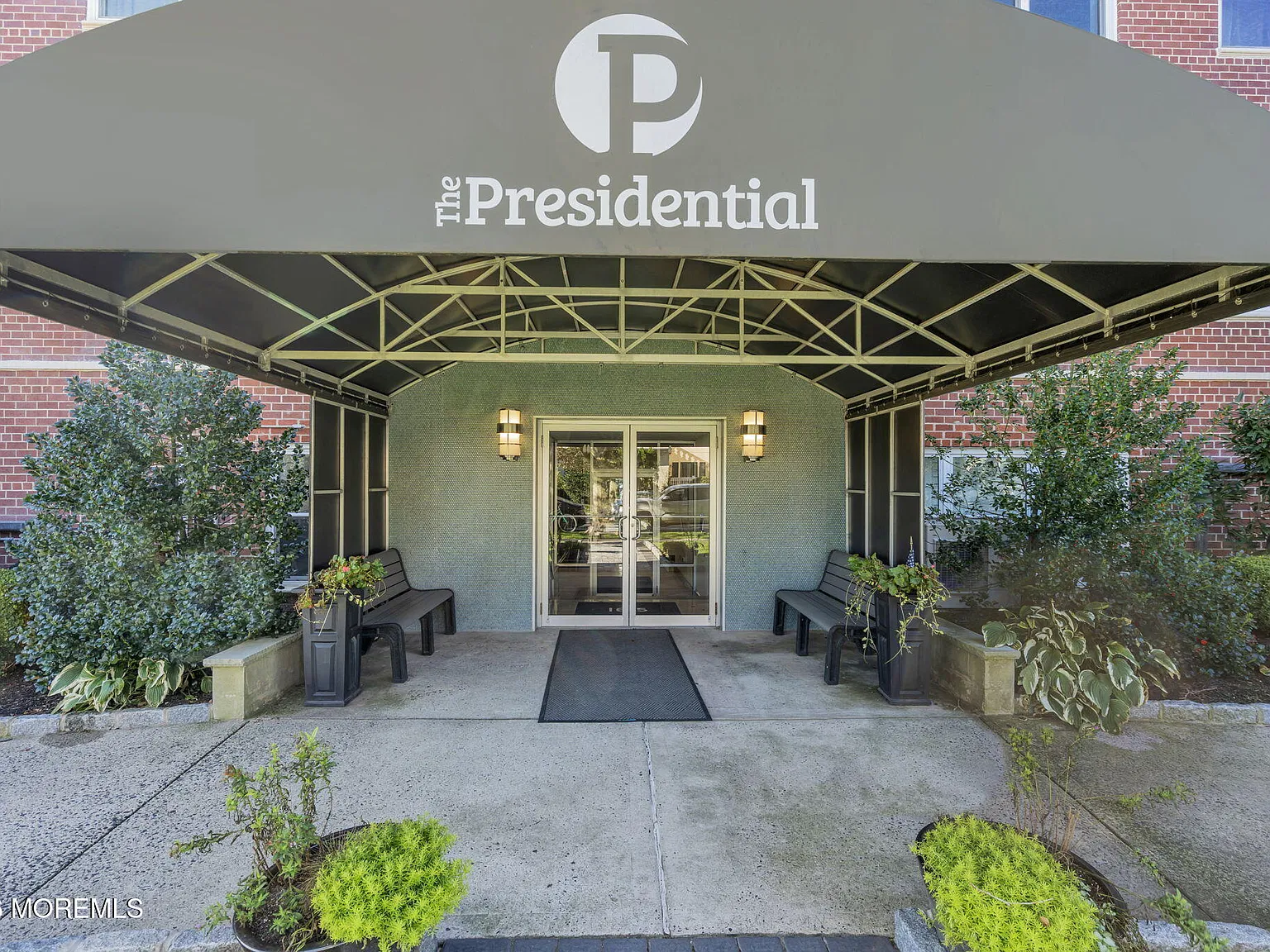 1 bed, 1075 sqft, $2,950 — Photo 4