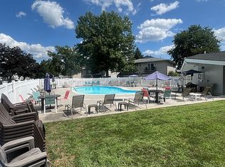 2407 Island Dr APT D, Uniontown, OH 44685