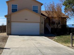 566 W Hook Dr, Pueblo West, CO 81007