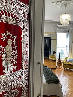 2nd image of 6 Arlington Pl #1