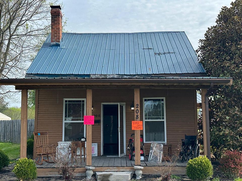 1st image of 208 Walnut St