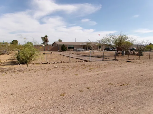 2962 W McConnico Rd, Golden Valley, AZ 86413
