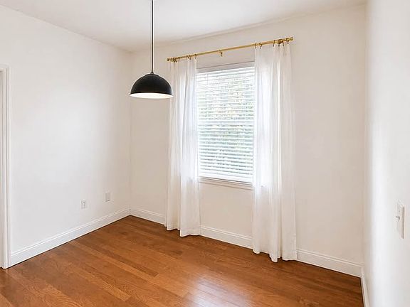 3rd image of 1910 E Palm Ave APT 8222