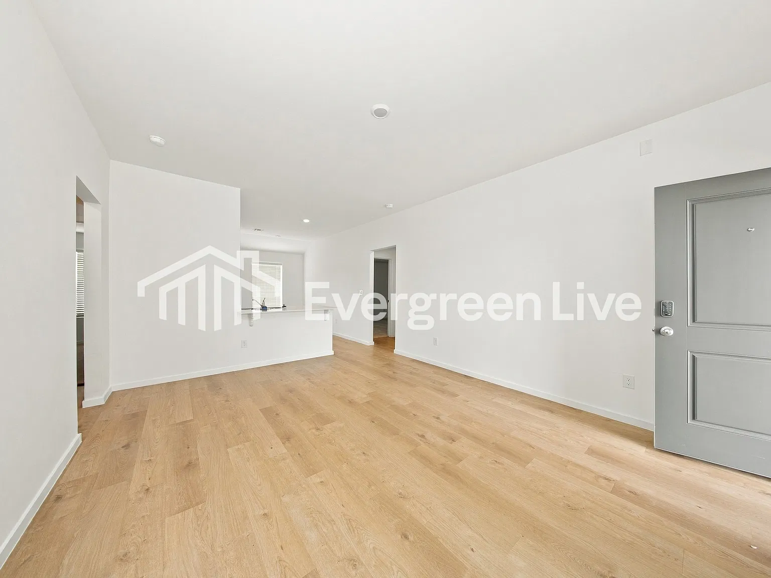 3 bed, 2.0 bath, 1143 sqft, $1,445 — Photo 4
