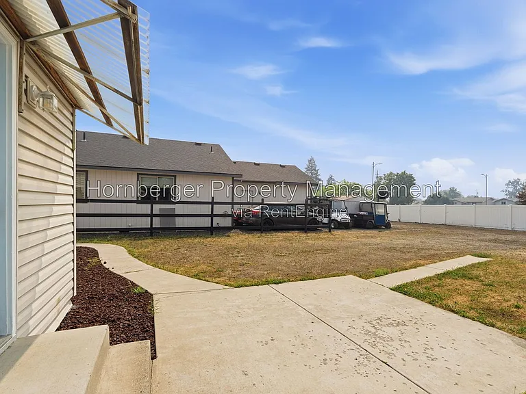 3502 E Jackson Ave — Photo 21