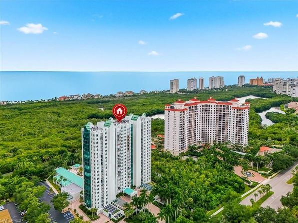 7515 Pelican Bay BLVD #5C, NAPLES, FL 34108