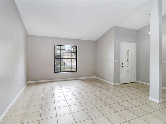 4th image of 10904 Carnelian Ln