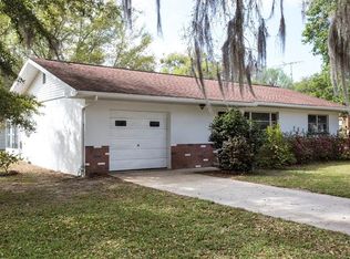 9400 E Tsala Apopka Dr, Floral City, FL 34436