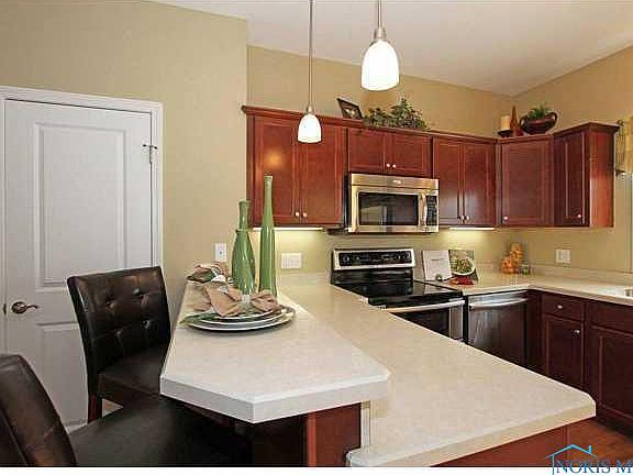 3rd image of 1642 Brooklynn Park
