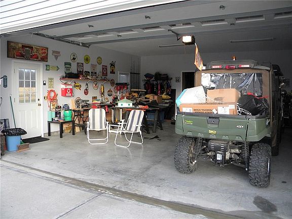 3rd image of 1645 NW Kapok Trl