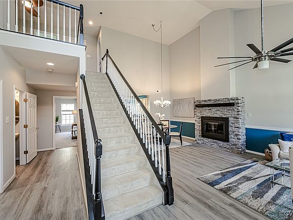 2nd image of 1022 Southwinds Dr