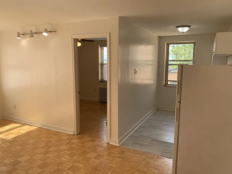 5506 Fifth Avenue — Photo 123