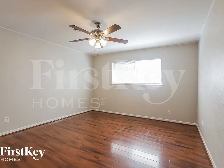 12115 Hillcroft St — Photo 9
