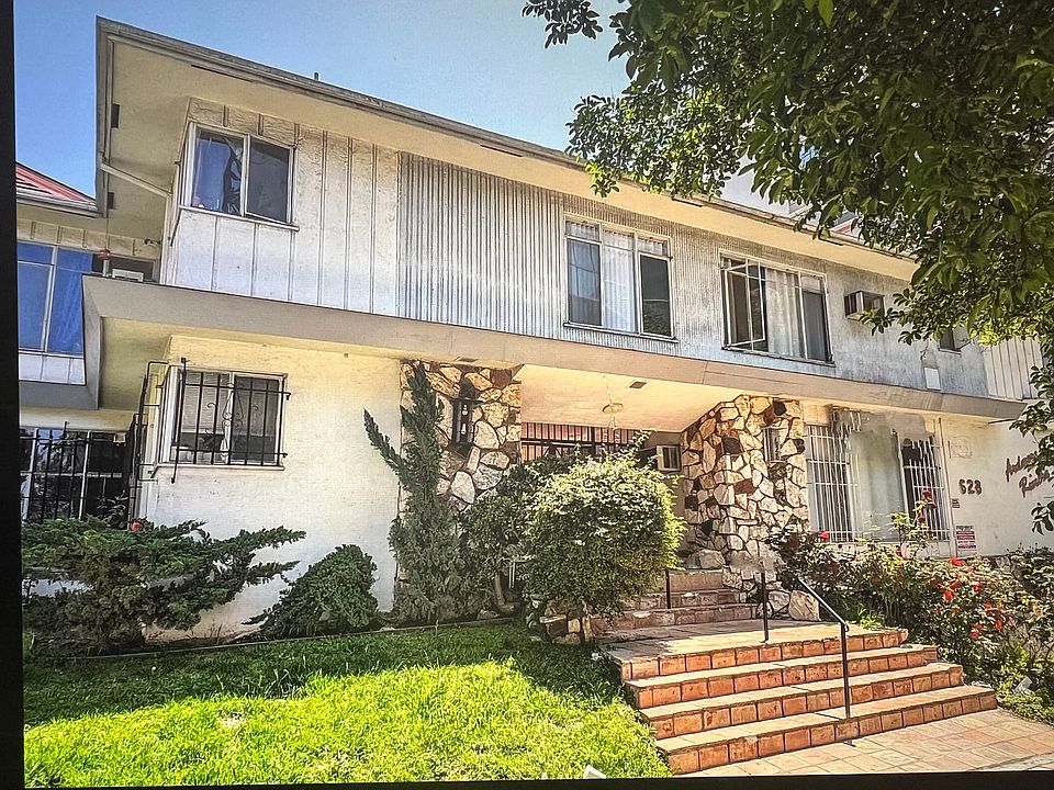 1st image of 628 1/2 S Ardmore Ave #5