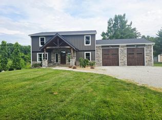 13271 Goff Ln, Moores Hill, IN 47032