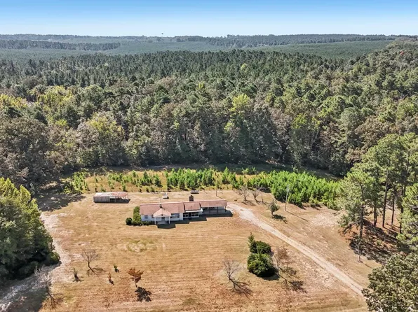 7166 Wagener Rd, Wagener, SC 29164