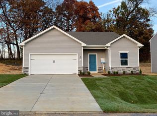82 Scoter Rd, Hedgesville, WV 25427