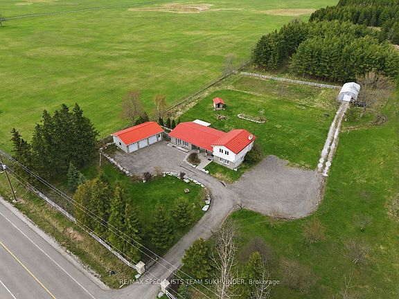 3rd image of 14597 McLaughlin Rd