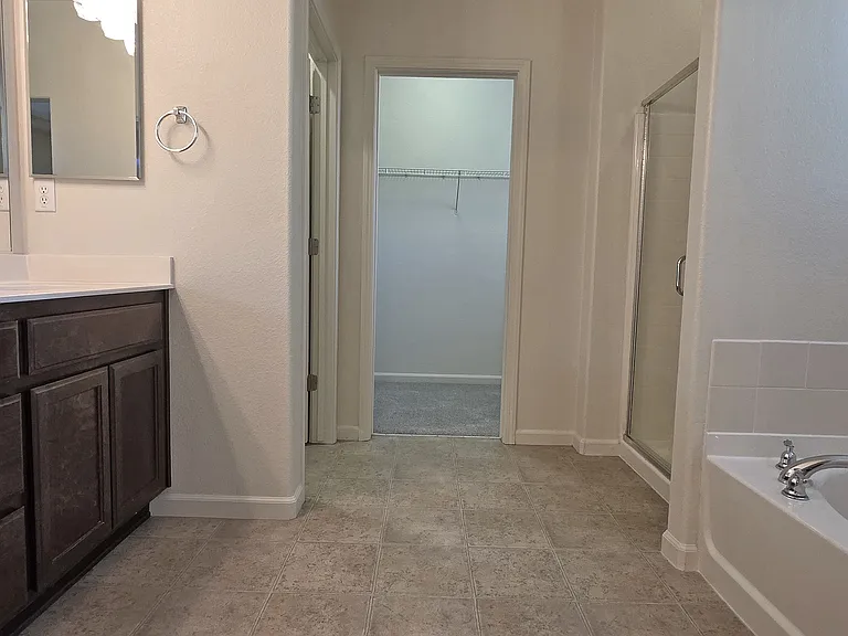 845 Bronze Ln — Photo 18