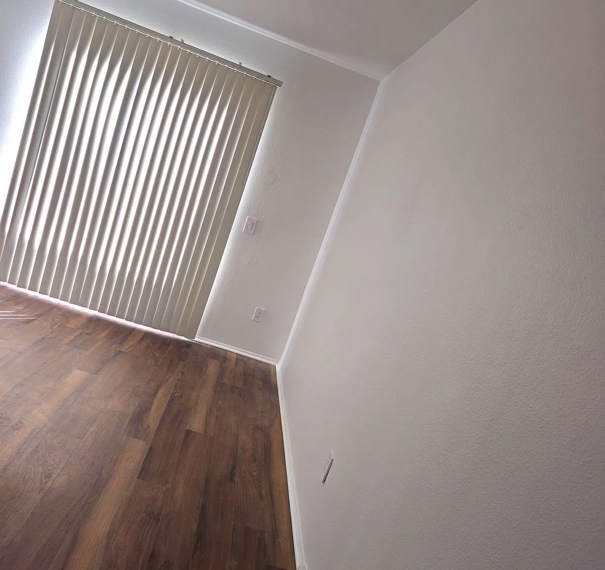 2 bed, 1300 sqft, $2,600 — Photo 4