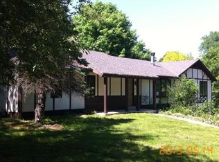 30 Kingston Dr, Belleville, IL 62223