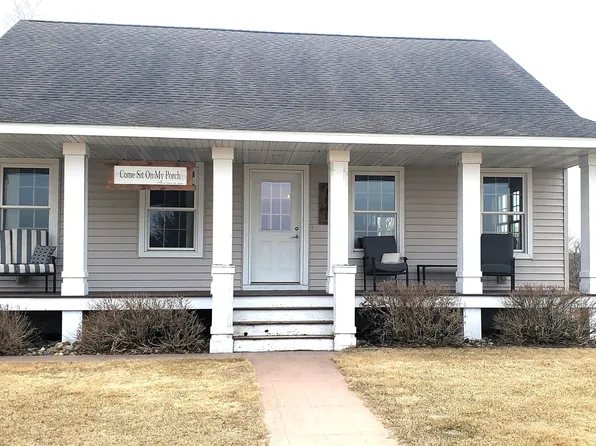 1849 200th St, New Richmond, WI 54017