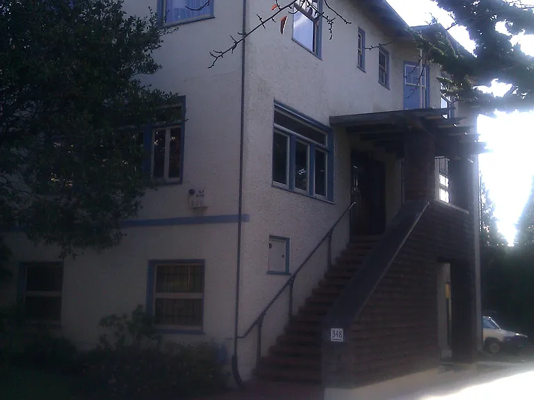 348 Warwick Ave #350 — Photo 7