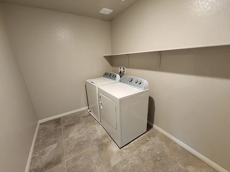 4521 Pointleaf St — Photo 24