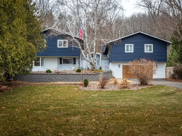 1230 County 6, La Crescent, MN 55947