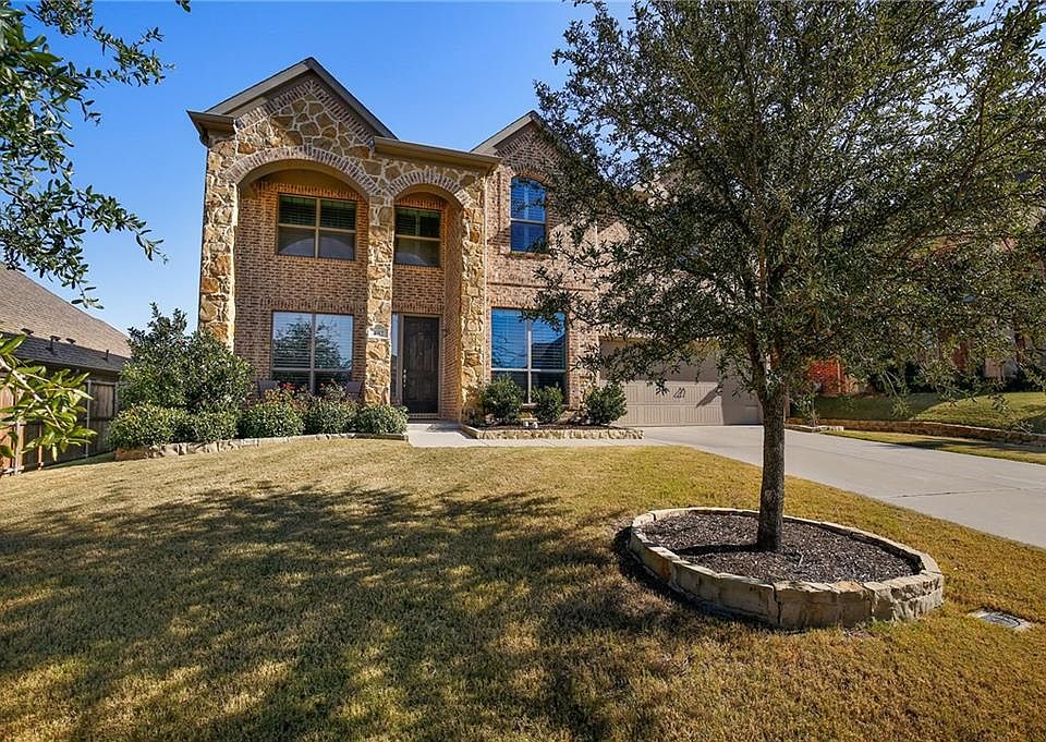 1st image of 602 Carnaby Ct