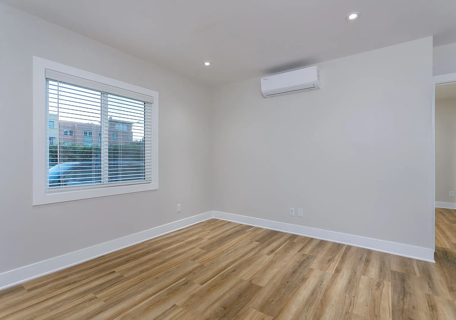 1BR in Prime Pasadena - 92 Walk Score + Parking — Photo 4