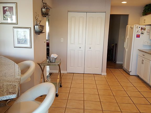 4th image of 1617 SE 10th Ave