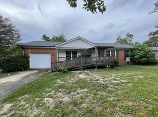 4905 Berry Dr, Wilmington, NC 28412