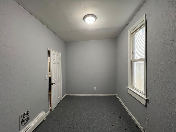 4th image of 97 Wilkinson Ave #1E