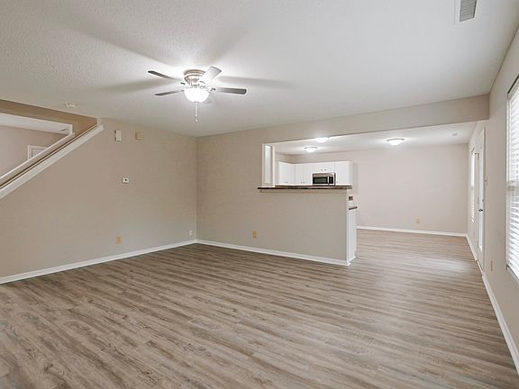3rd image of 4104 Congaree Dr