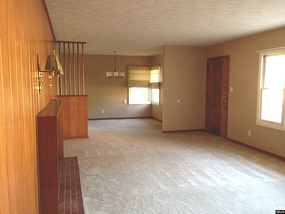 3rd image of 320 Bransford Ave W
