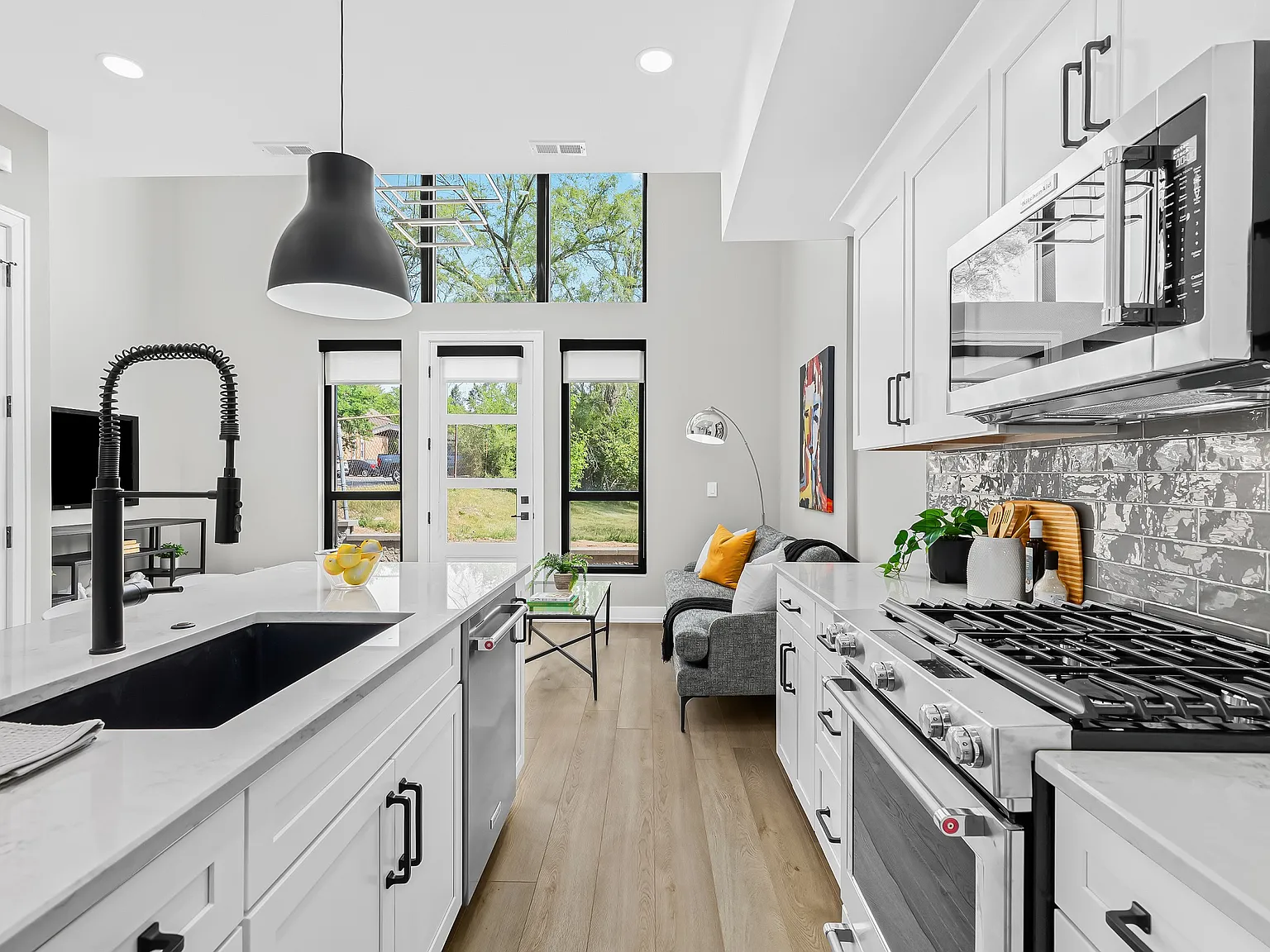 Tienken Trail Lofts — Photo 4