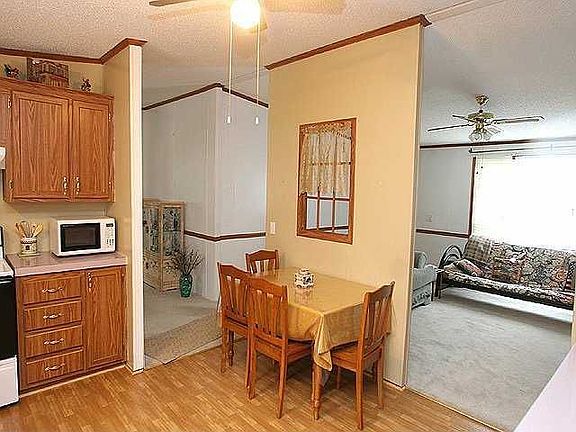 Eat in breakfast area....