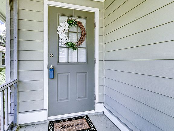 4th image of 5623 Dewberry Way