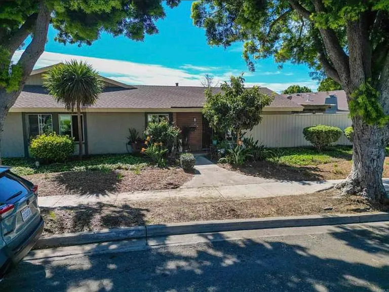 359 Los Arbolitos Blvd — Photo 4