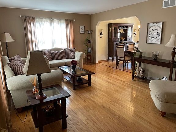 3rd image of 11744 Burnley Dr